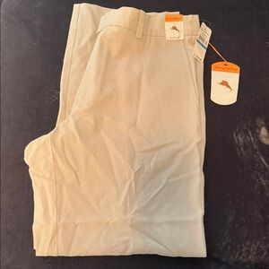 Tommy Bahama Men's Cream Chinos